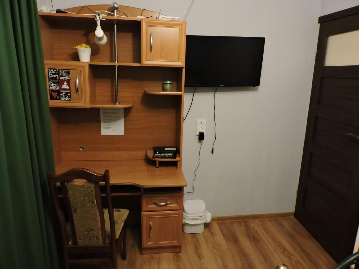 Noclegi Maczynskiego Jaroslaw Bagian luar foto